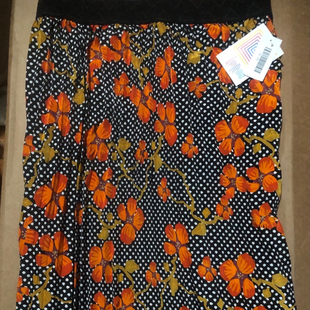 🔥NWT LuLaRoe Jill (2X)